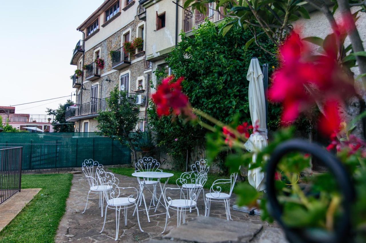 Palazzo Cantarella Stella Cilento Exterior foto